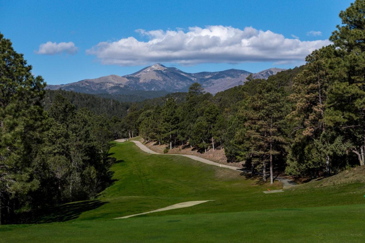 Alpine Cabin, 3 Bedrooms, Deck, Sleeps 8 Ruidoso Luaran gambar
